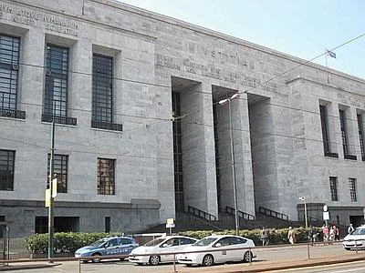 Ruby: ad Arcore Minetti vestita da suora. Mai visti contatti tra Berlusconi e ragazze