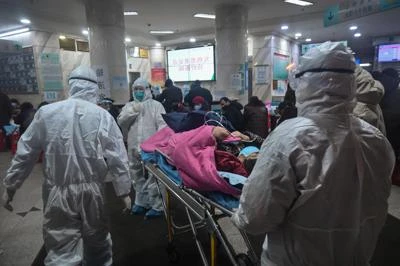 Virus Cina, le vittime sono 56