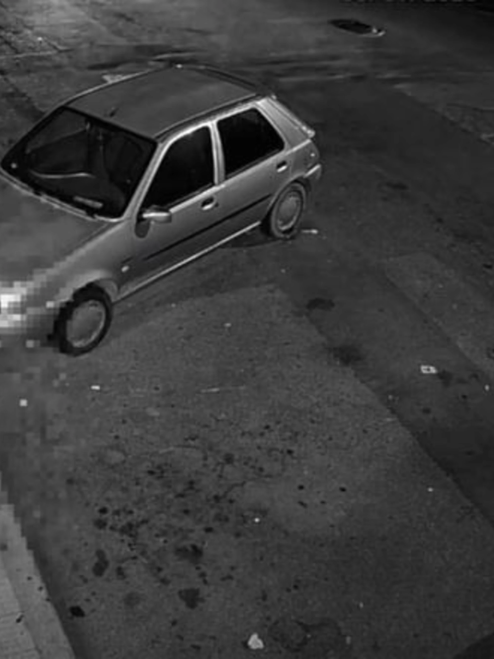 Commette 27 reati in una sola notte: chi è il teppista da record