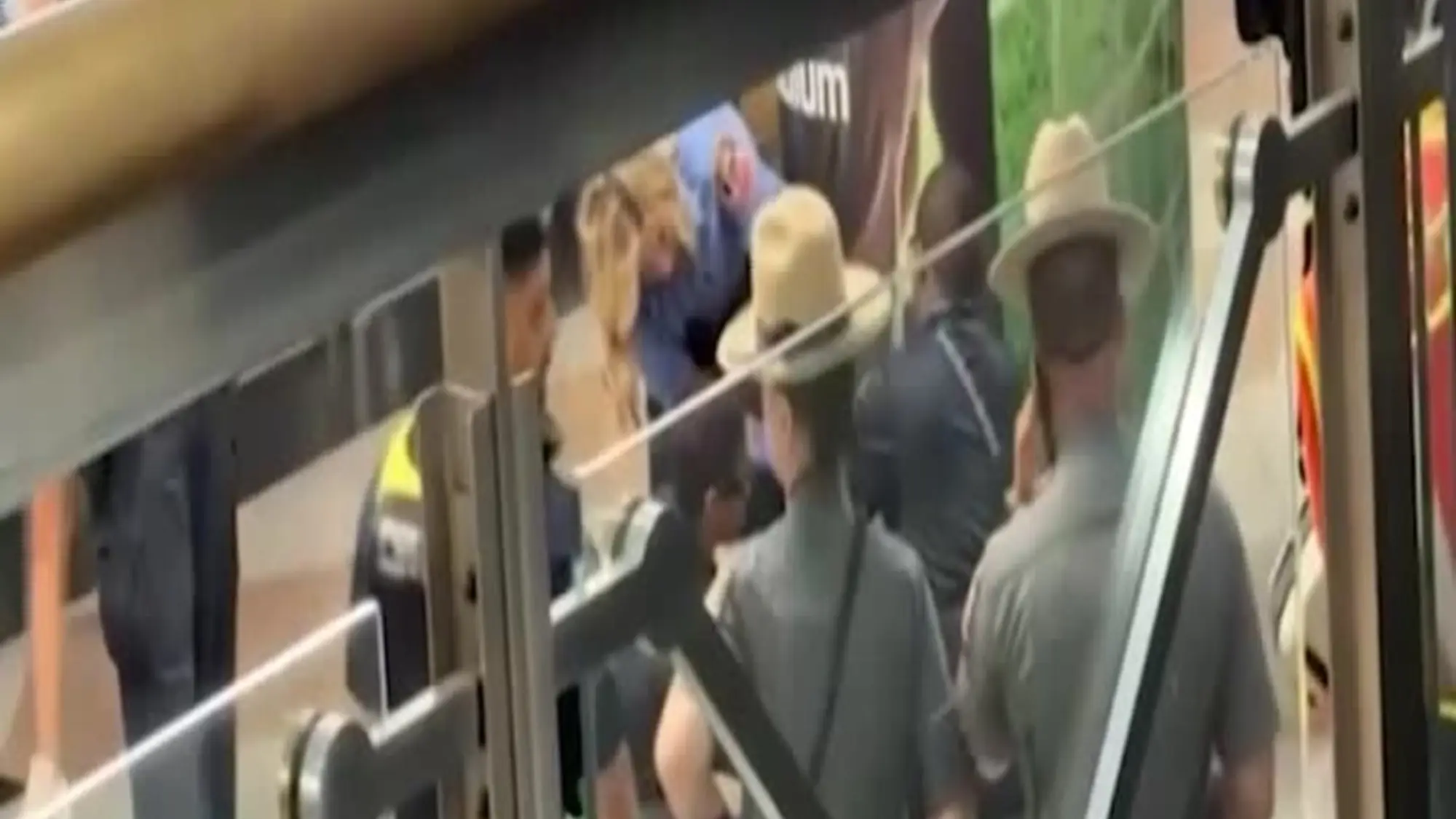 New York, sei accoltellati a Penn Station