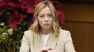 Giorgia Meloni: "Tra il governo e mia figlia scelgo Ginevra"