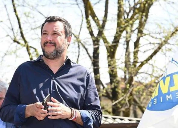 Matteo Salvini, addio alla Lega delle Leghe: il manifesto dei sovranisti, con chi scende in campo