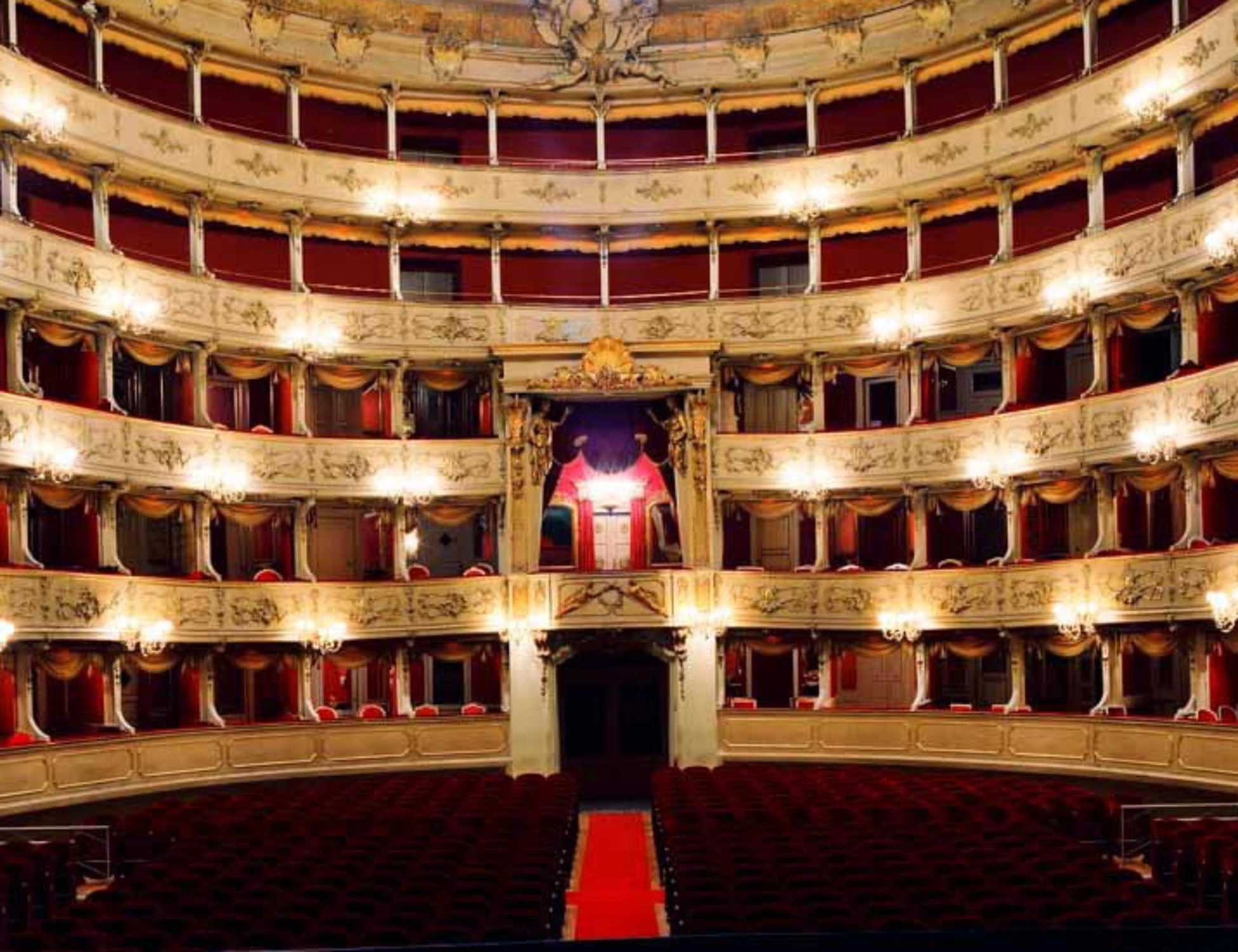 La sinistra snob contro l'italianità 