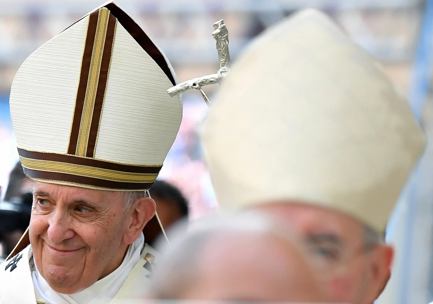 Papa Francesco ai gesuiti: "Il sesso non è un peccato tanto grave. È peggio sparlare"