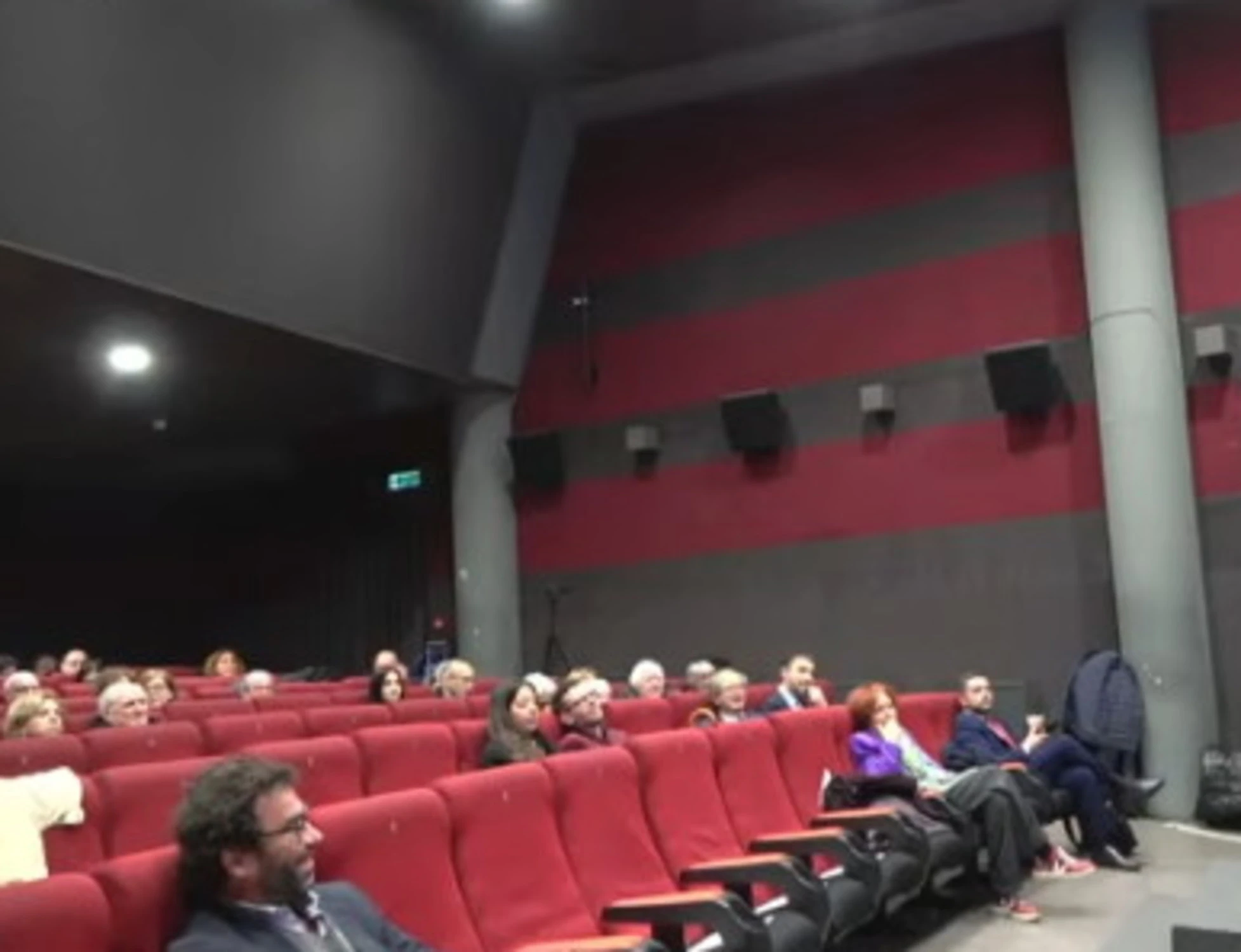 Il convegno per il "No"? Un clamoroso flop davanti agli occhi di Bersani