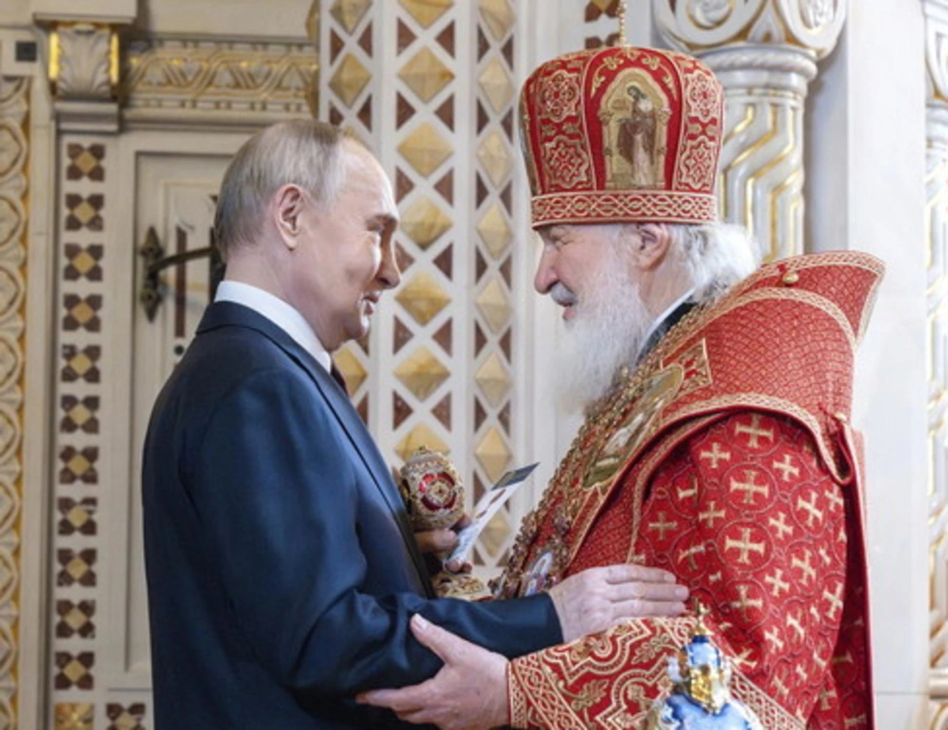 Putin, la "tregua" è una pioggia di fuoco russa sull'Ucraina