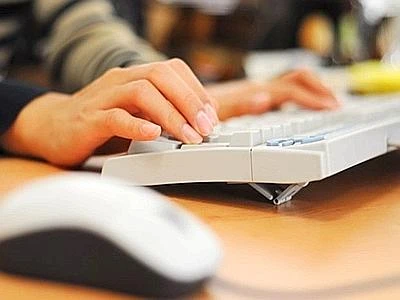 I manager pubblici italiani i più pagati Ocse: "Stipendio tre volte sopra la media"