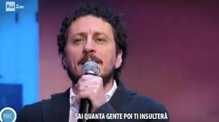 Luca e Paolo, la canzone anti Salvini in diretta: terremoto nel pomeriggio Rai