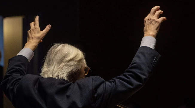 Vittorio Sgarbi, l'accusa: "Mi hanno rubato l'account, parte la denuncia"