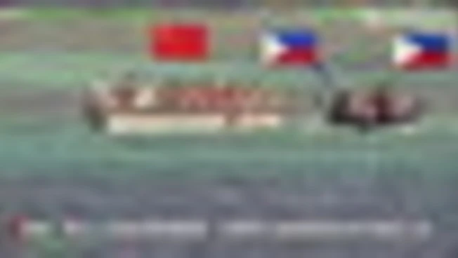 Mar Cinese, Cina e Filippine si sfidano a colpi di video (e di remi)