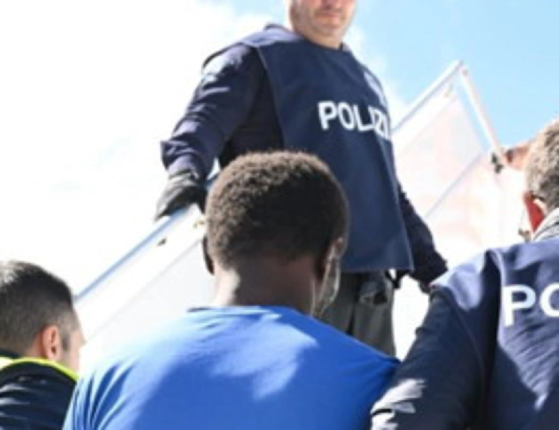 Immigrazione, tra i rimpatriati anche il teppista clandestino