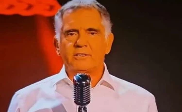 Fabio Ferrari, il Chicco dei Ragazzi della III C sfida Repubblica e sinistra: "Perché moriremo"