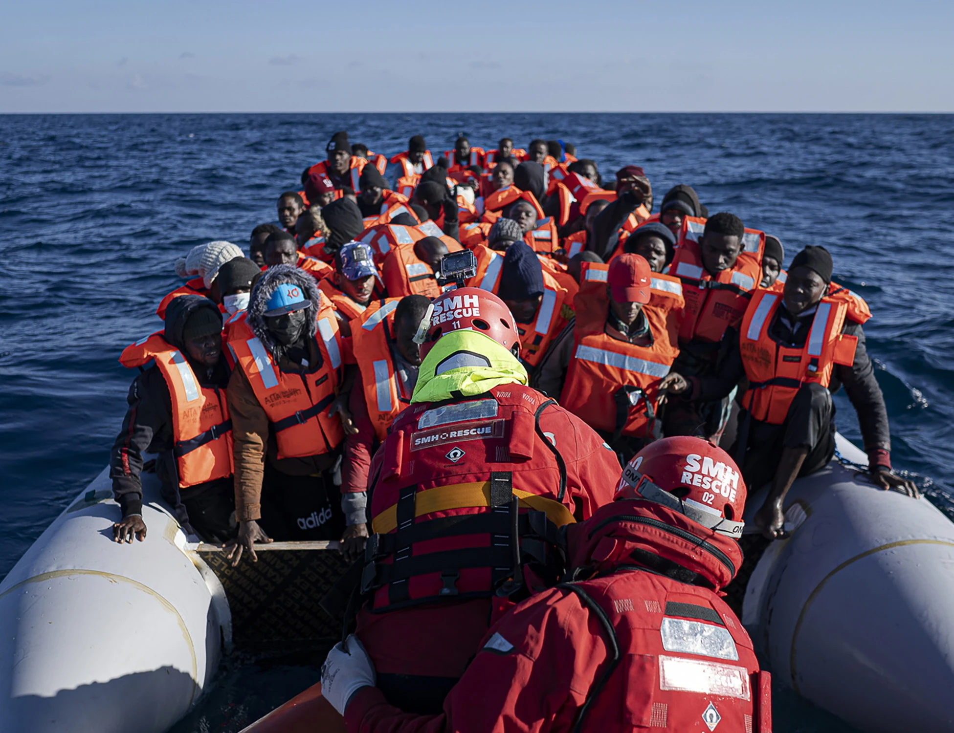 Migranti sbarcati nel siracusano, 16 da rimpatriare: misure di espulsione già pendenti