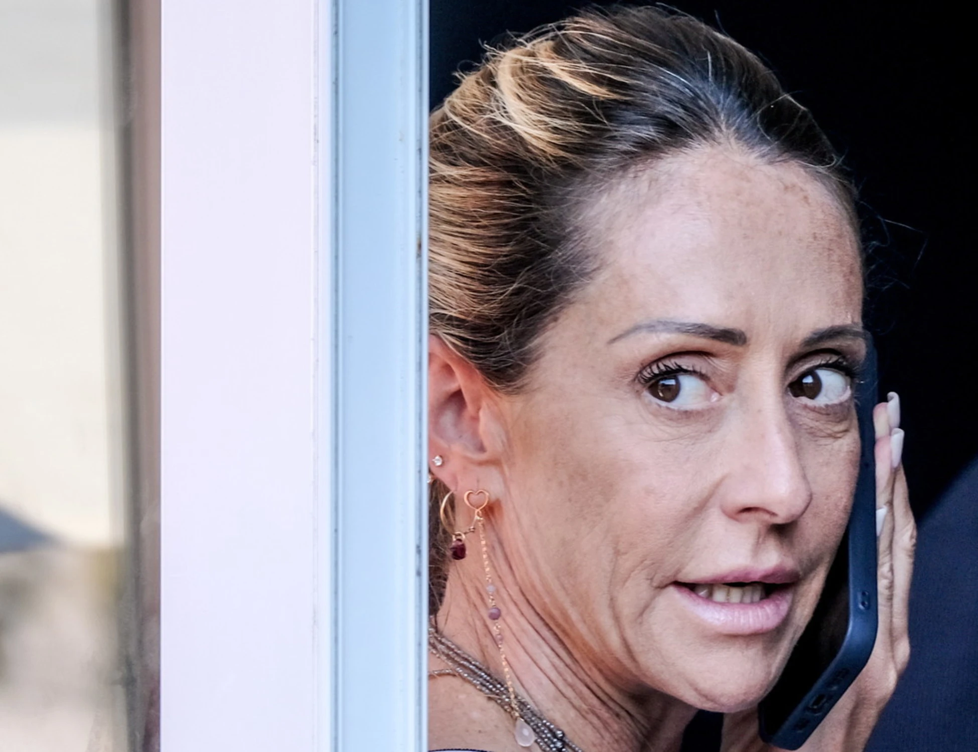 Leggi l'articolo: Arianna Meloni smaschera la sinistra: &quot;Solo a porte chiuse&quot;