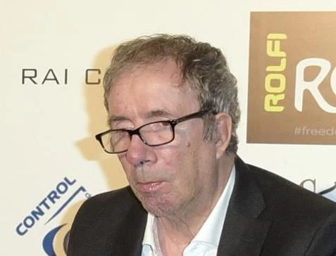 Dramma senza fine per Francesco Nuti: picchiato e umiliato in casa. Il tragico biglietto d'aiuto