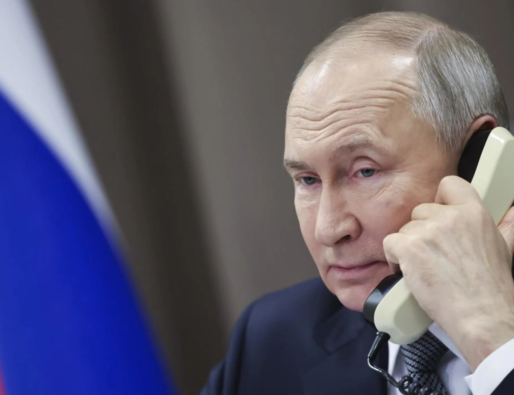 Putin, la proposta: "Vertice a Mosca", ecco la risposta di Zelensky