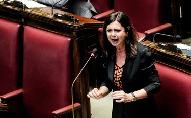 Laura Boldrini deraglia contro Meloni: "Morti e feriti"