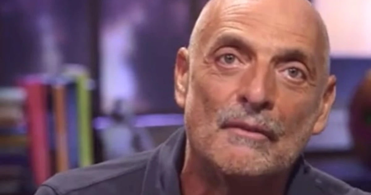 Paolo Brosio, il dramma della sua baby fidanzata: "Era andata a dargli il buongiorno, non respirava più"