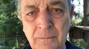 Carlo Taormina a gamba tesa: "Bonafede comandato dalla mafia o Di Matteo buffone?"