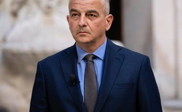 https://media.liberoquotidiano.it/8fwa21-YY4NKONUtbBMsTIZ4tIJYi4bnDSHjU5nibNQ/width:800/quality:90/aW1hZ2VzLzIwMjUvMTAvMjQvMTMwNjM0MTg4LTJiZWEzMjM5LTYxZTEtNDYwNy1hOTIwLTZjODA5OTNlYTM4NS5qcGc.webp