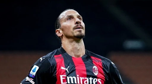Milan, pessime notizie su Ibrahimovic e Kjaer: "Nessuna certezza", brutte voci dall'infermiera