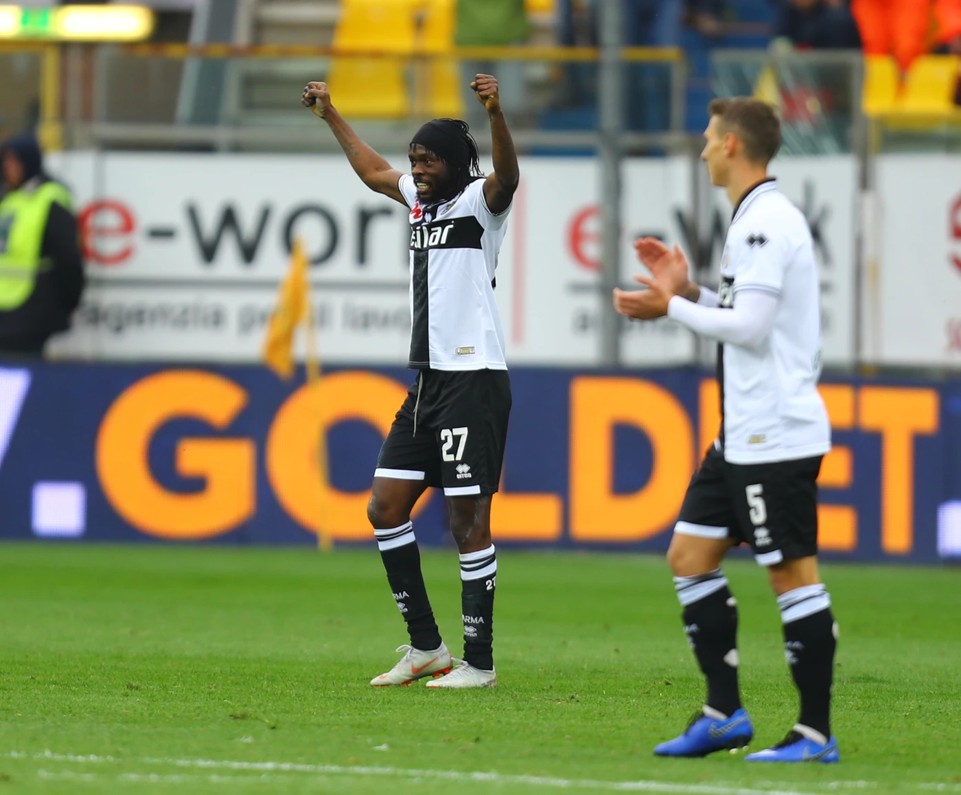 Parma, vittoria e sorpasso: il Sassuolo ko, finisce 2-1. L'Europa ora è nel mirino