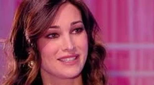Verissimo, drammatica rivelazione di Manuela Arcuri sulla storia con Gabriel Garko: "Forse sono caduta nella loro rete. Eppure a letto..."