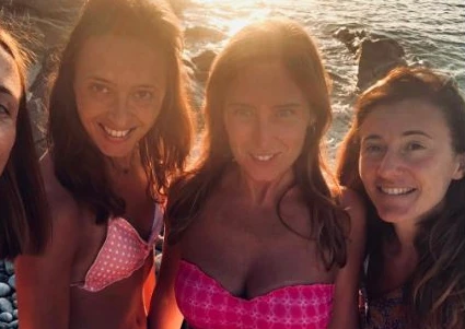 Maria Elena Boschi in bikini se la prende con Salvini, ma la Santanchè la zittisce: "Diverso trattamento"