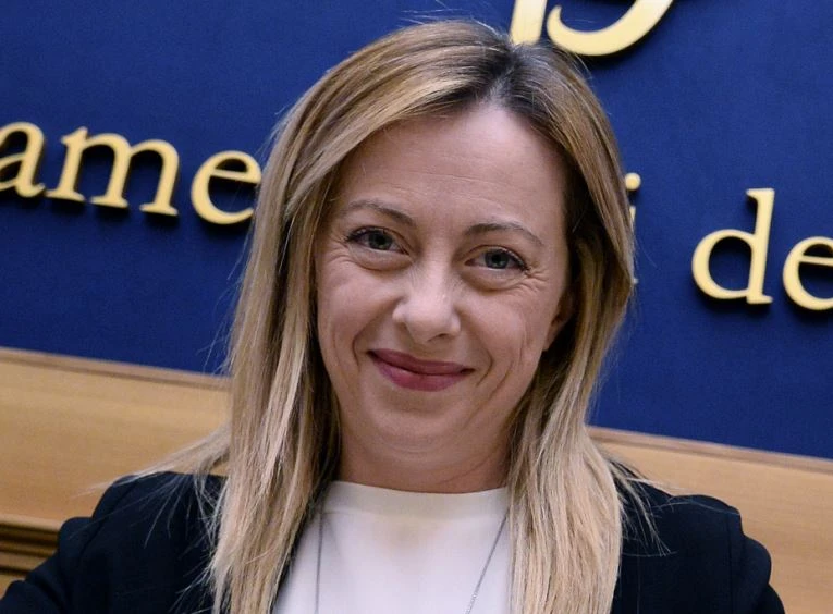 Sardine, Giorgia Meloni: "Sono la sinistra del Pd che manifesta senza bandiere perché se ne vergogna"