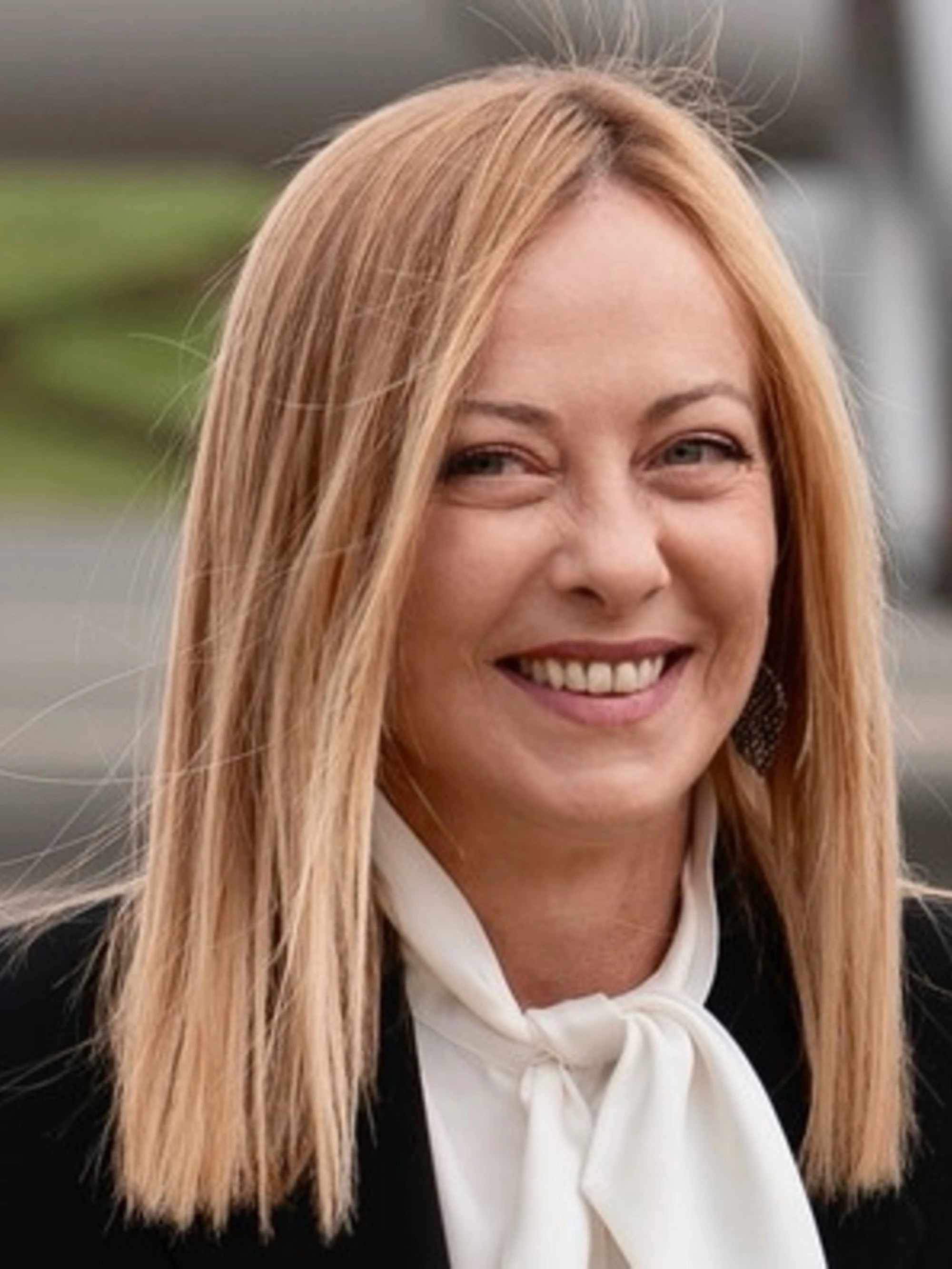 Giorgia Meloni e il sondaggio "camuffato" sulla Stampa: come rosicano...