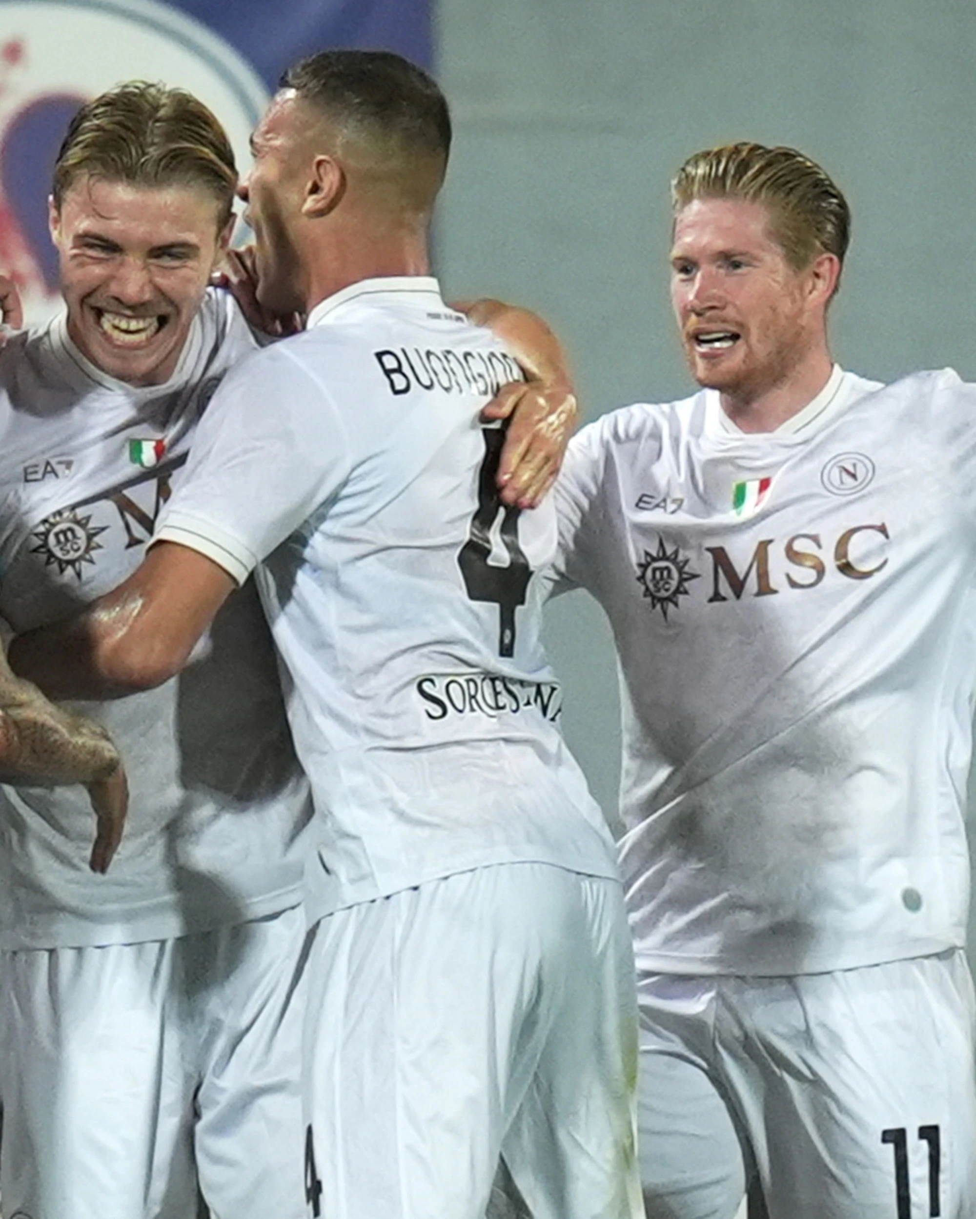 Napoli, Fiorentina sconfitta 3 a 1: il rigore di De Bruyne apre le danze