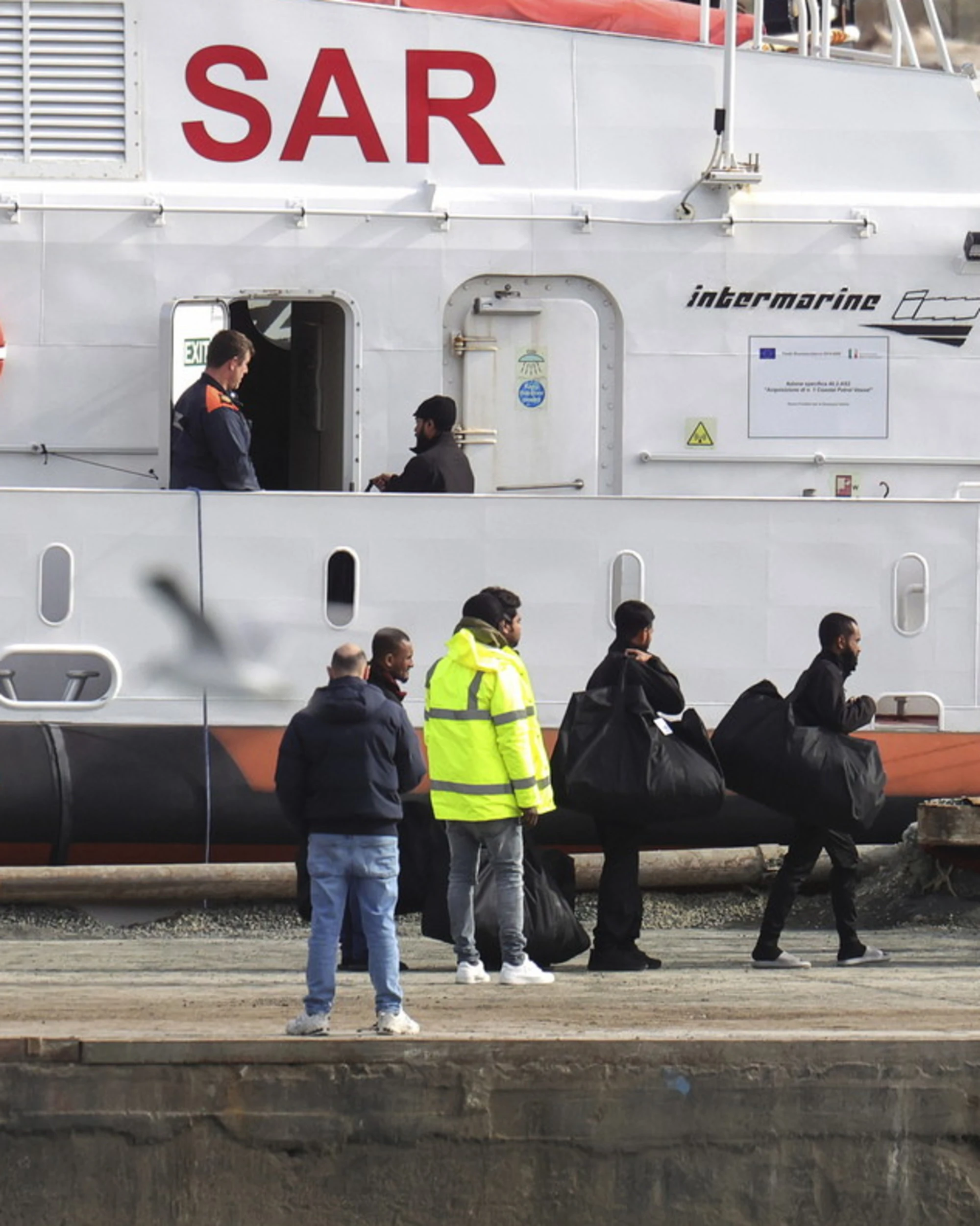 Decreto Albania, "anche i migranti irregolari": dal Cdm uno schiaffo alle toghe