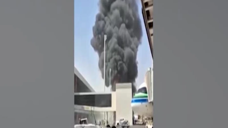 Riad, attacco degli Houthi all'aeroporto: almeno 12 morti e oltre 300 feriti