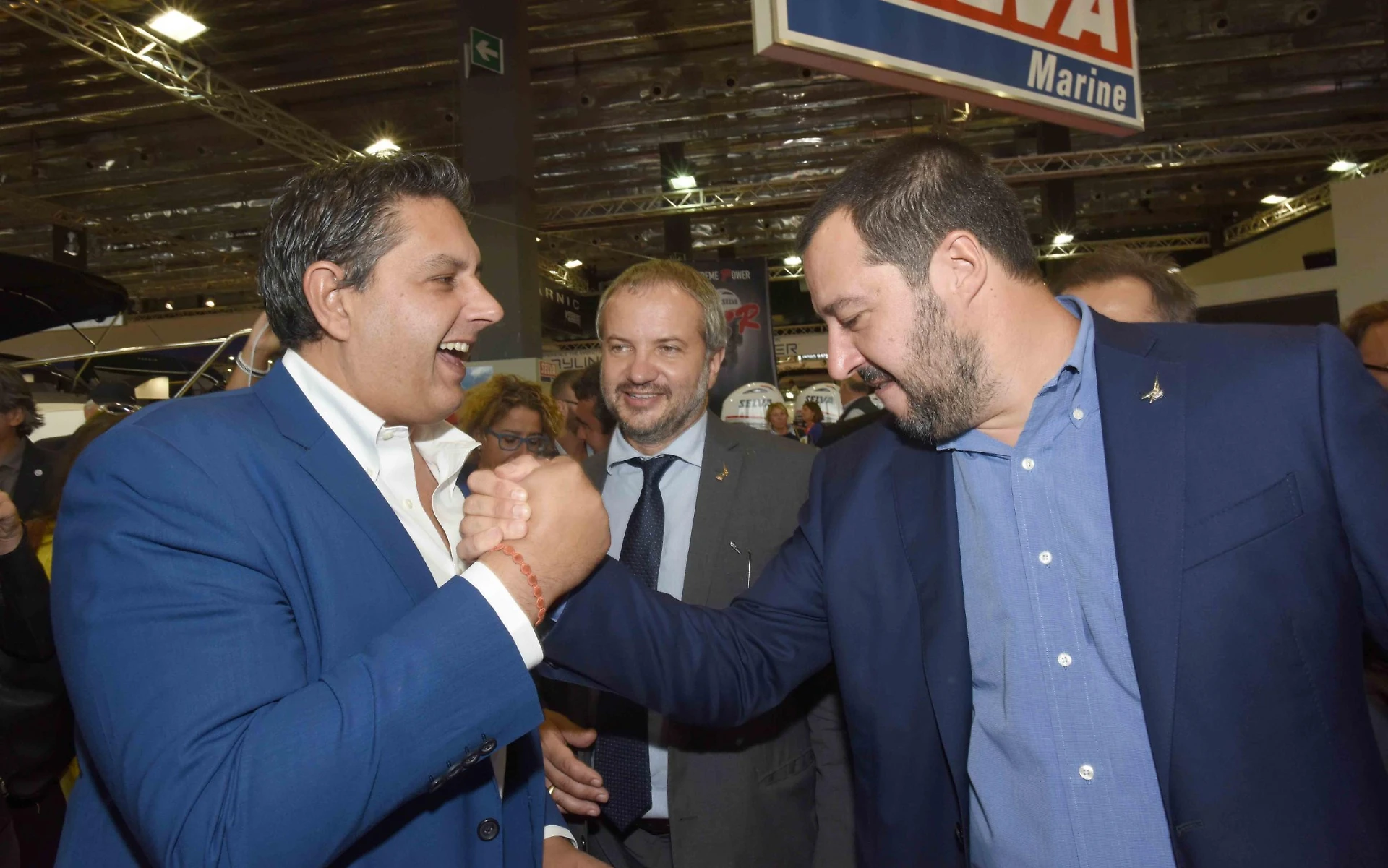 Matteo Salvini, il "patto della trattoria": vede Toti a Portofino, il sospetto su Silvio Berlusconi