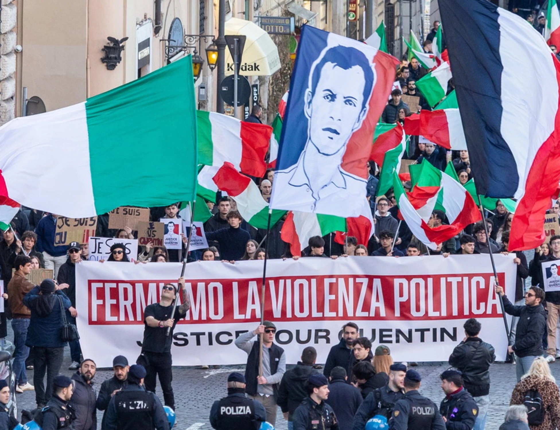Imperia, Gioventù Nazionale sbugiarda il collettivo rosso e denuncia Ilaria Salis: "Rissa? Una balla"