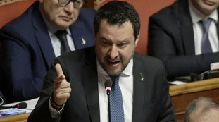 Matteo Salvini, aria di crisi con Silvio Berlusconi: "Come Prodi e Renzi, chiedete a lui se il centrodestra esiste ancora"