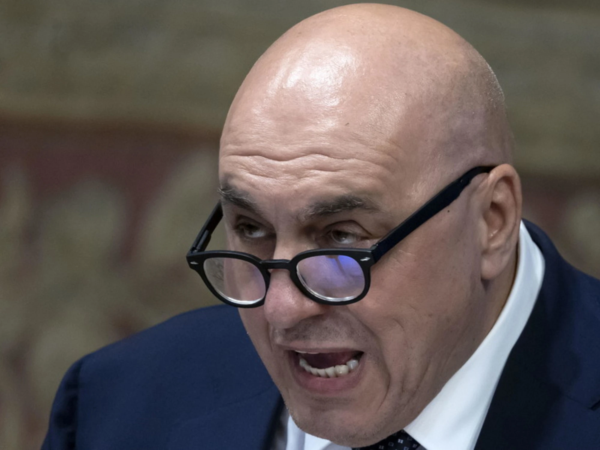 Ira Crosetto sull'Idf per i droni sui caschi blu: "Non è un errore, scelta grave"