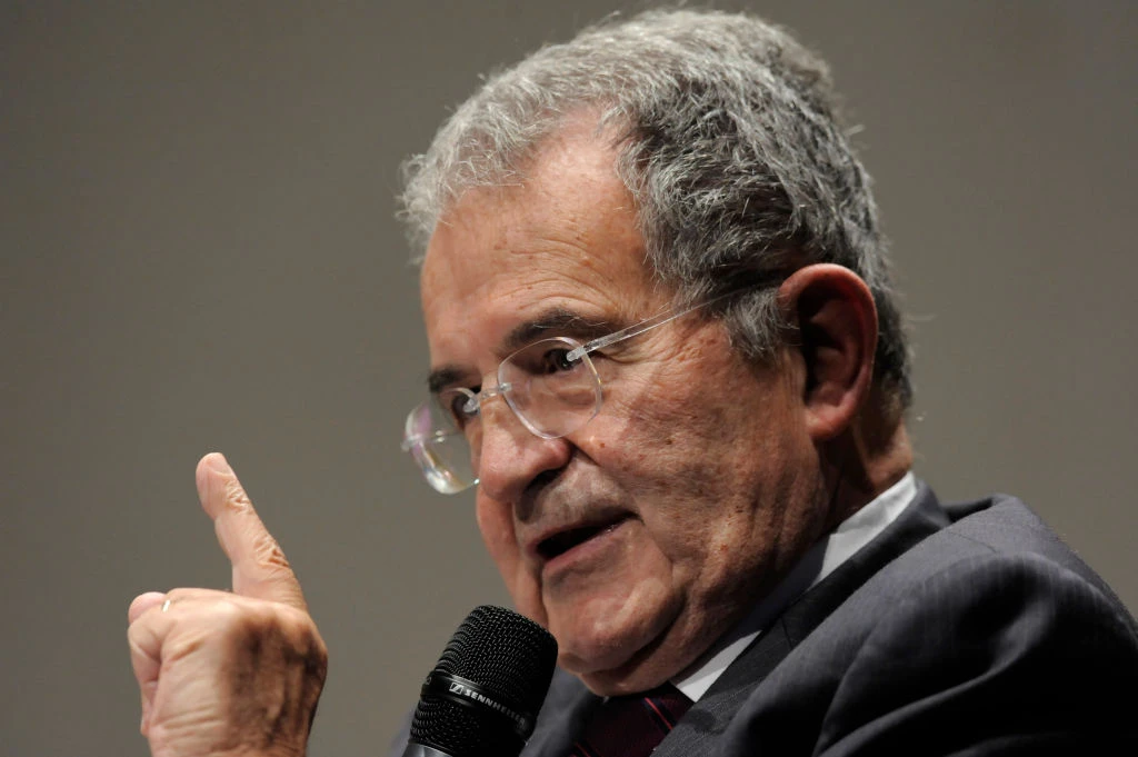 Vittorio Feltri: "Sinistra maledetta, dopo le elezioni la grande porcata. Regia di Prodi"