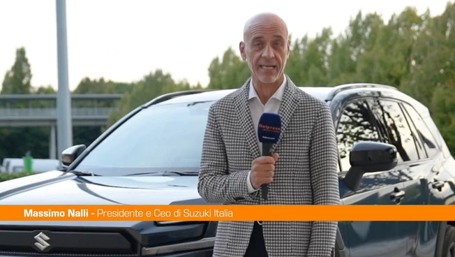 Nuova Across plug-in Hybrid, Nalli (Suzuki) "Stile da SUV, anima da sportiva"