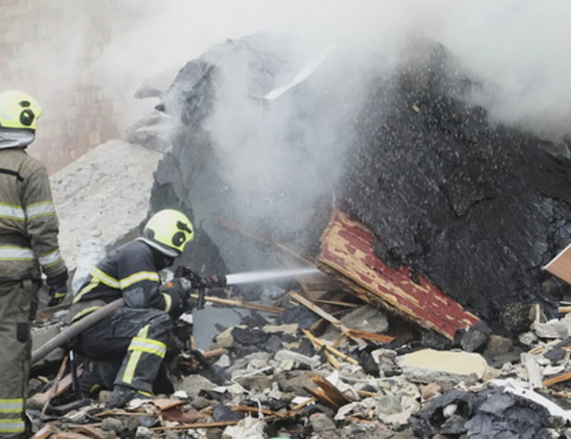 Ucraina, missili russi su Kiev: bilancio tragico