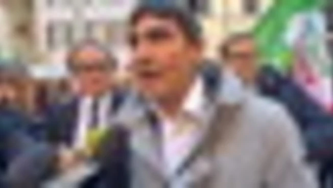 Avs porta in piazza amministratori locali contro la manovra