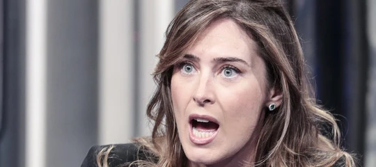 Maria Elena Boschi, altro attacco scomposto di Paola Taverna: "Chiamami dottoressa. E tuo padre..."