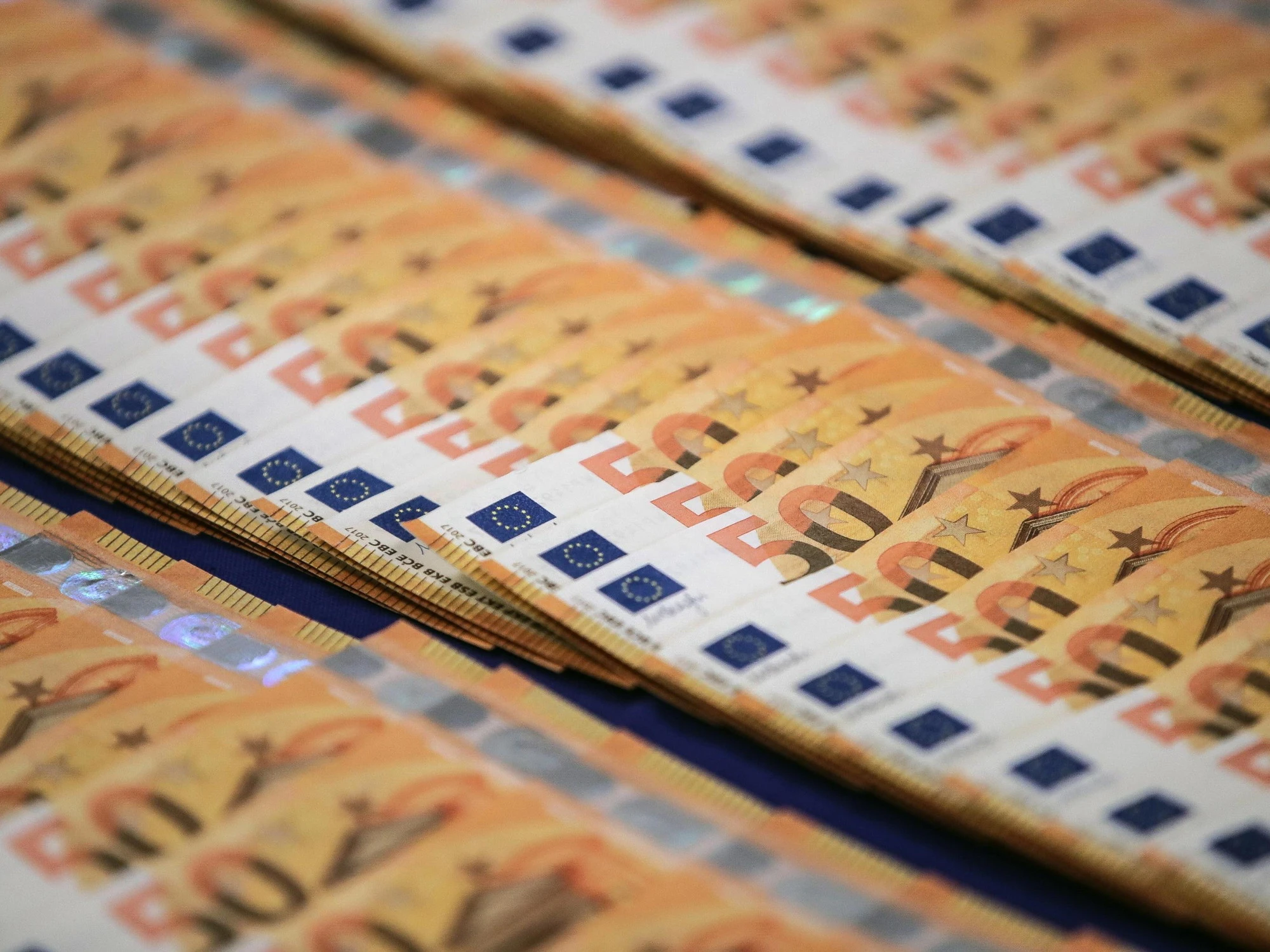 Il successo del governo sta nel rimanere con i piedi per terra