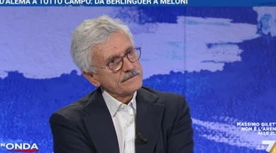 In Onda, D'Alema applaude Meloni: "Quello che non abbiamo fatto noi..."