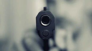 Pietro Senaldi: i conti con la realtà, a 15 anni un ragazzo può già sparare