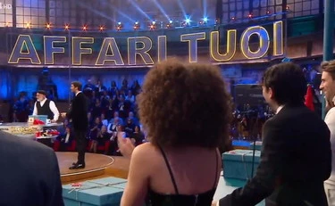 Affari Tuoi, De Martino bacchetta Herbert: "Ti prego"