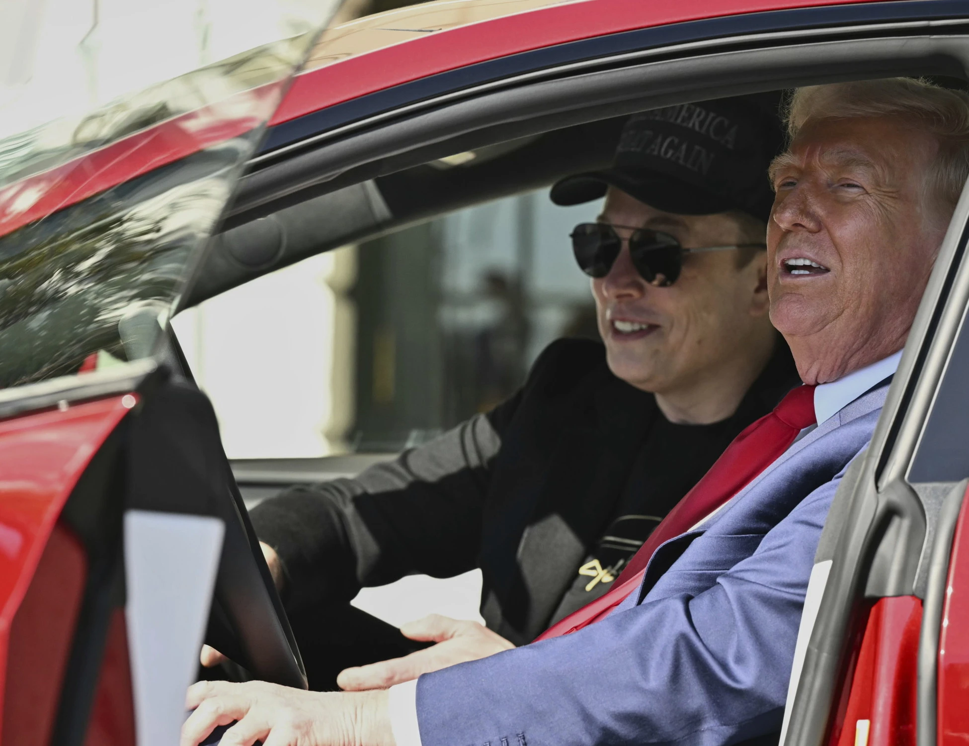 Trump smentisce la telefonata con Musk: "Ha perso la testa"