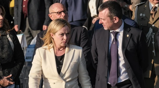 Delmastro, retroscena-Meloni: "Furibonda con i magistrati"