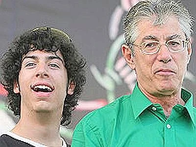 Bossi: "Resterò per dare continuità".