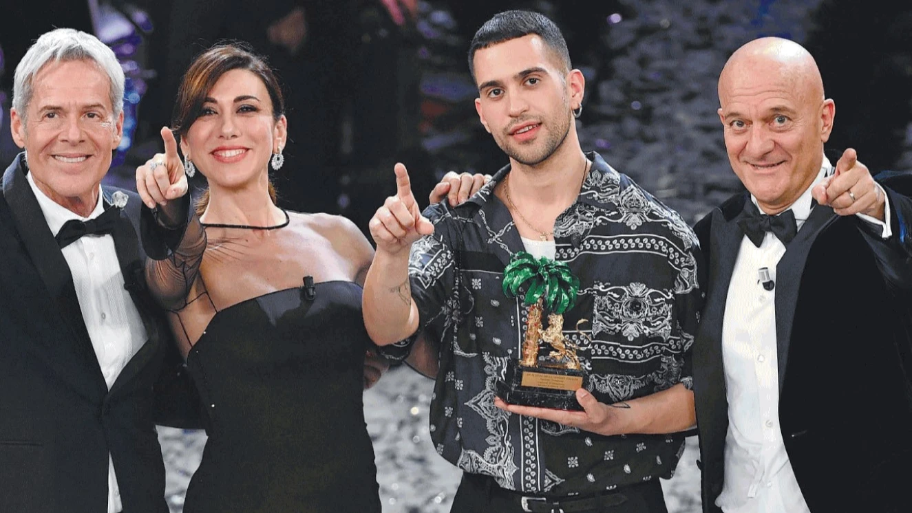 Sanremo 2019, Mahmood e lo schiaffo islamico agli anti-Salvini: al Festival vince un inno all'Occidente